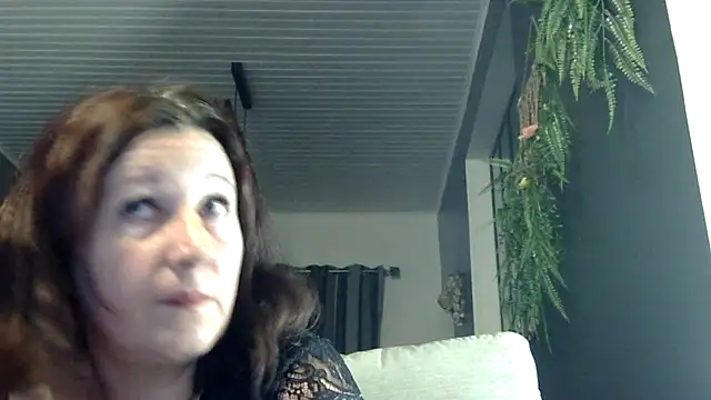 feline27 online show from December 1, 9:06 pm