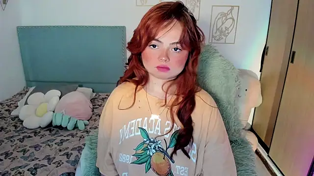 damn that booty online show from November 21, 11:34 am