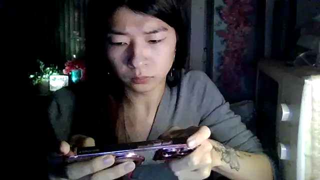 CarlyJoy online show from February 4, 5:38 pm