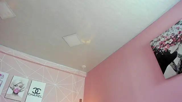 dolly zoe online show from October 27, 4:08 am