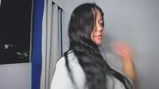 lucia vonne  online show from October 31, 12:23 am