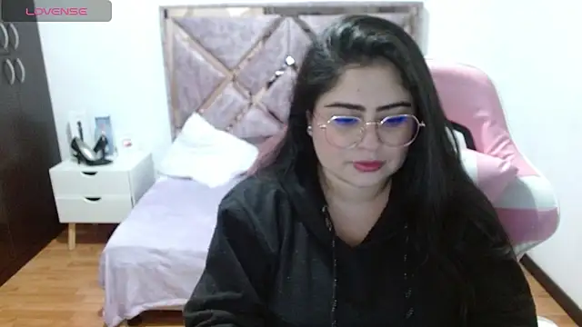 aby luna  online show from October 2, 2:05 am