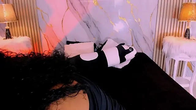 BeckyRusso online show from October 25, 2:14 pm