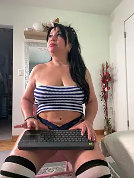 Jadeh Williams02 online show from February 17, 9:58 pm