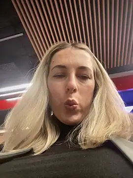 MommmyYummy online show from December 2, 11:11 am