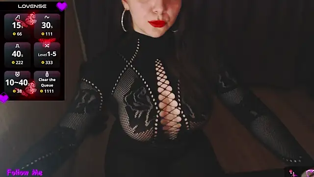 mia-joy online show from November 19, 10:04 am