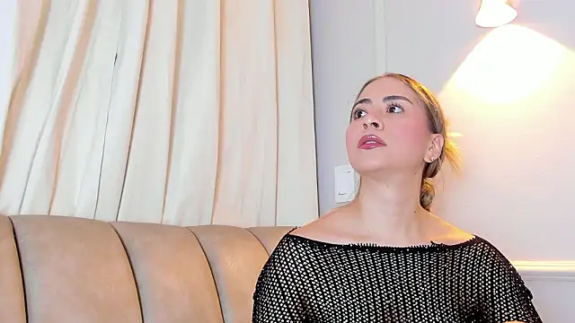 Lia walton online show from February 25, 12:48 pm