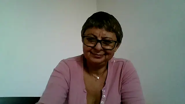 roseblak42 online show from October 22, 2:33 pm