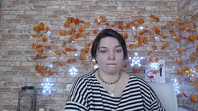 Amelia Kiss  online show from November 24, 12:45 am