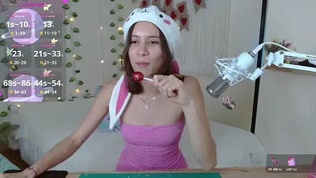 reaLISStic online show from February 18, 7:46 pm