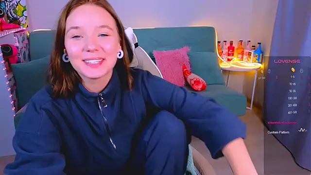 Karen morris online show from October 25, 8:15 pm