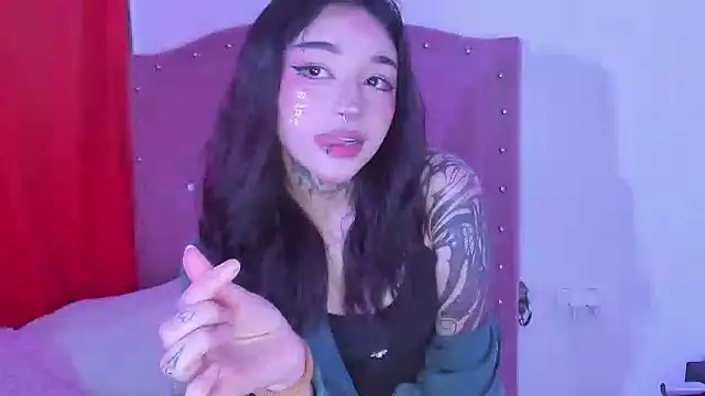 Snapshot of IrisMagiic chatting on September 20, 1:38 am IrisMagiic online show from September 20, 1:38 am