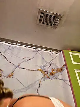 Snapshot of Southern_Bella chatting on November 1, 12:09 pm Southern Bella online show from November 1, 12:09 pm