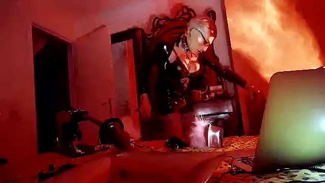 CharlotteVixxens online show from December 1, 12:37 am