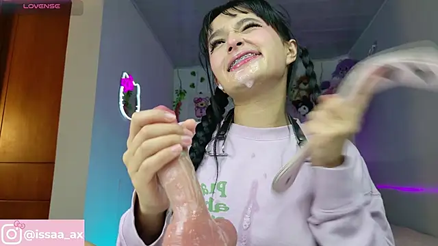 issagarcia online show from October 19, 1:18 am