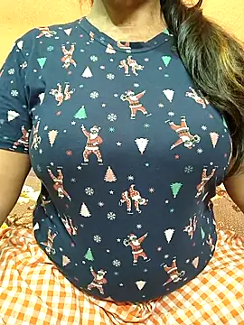 Snapshot of AAROHI-HOT chatting on October 23, 12:27 am AAROHI-HOT online show from October 23, 12:27 am