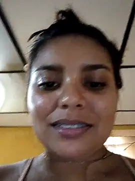 stefanie010 online show from February 2, 7:13 pm