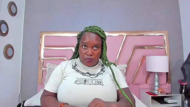 kasandra smith  online show from January 17, 8:38 pm