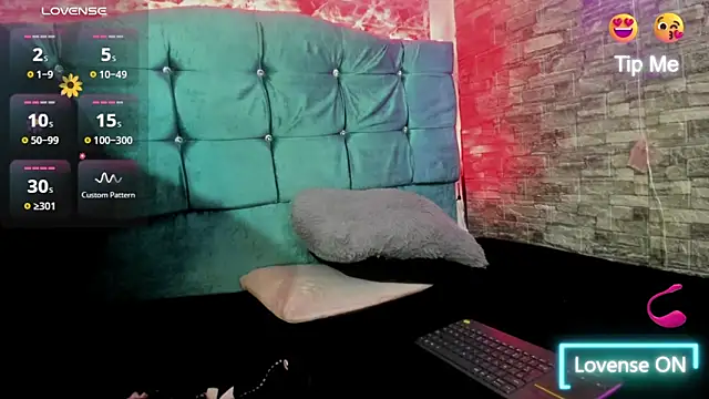 Cloee66 online show from October 9, 2:10 pm