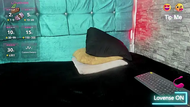 Cloee66 online show from November 29, 1:37 pm