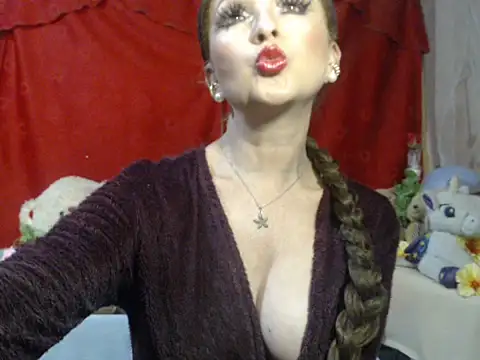 hottieperla online show from October 5, 7:08 pm