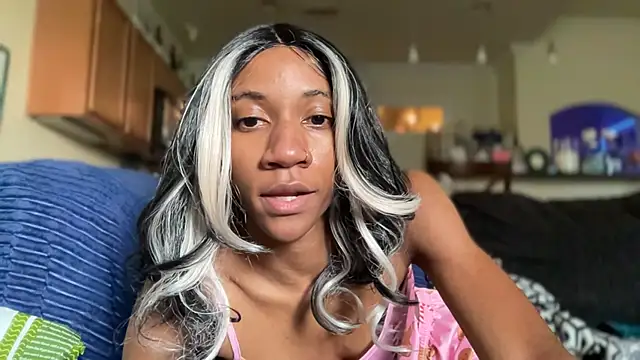 Snapshot of cutiesigh chatting on September 23, 7:34 pm cutiesigh online show from September 23, 7:34 pm