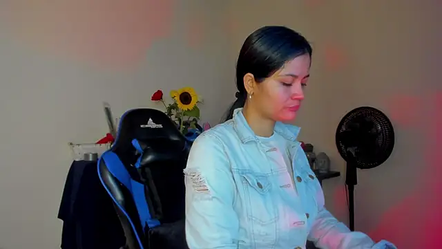 scarlet-kennedy98 online show from February 16, 6:19 pm