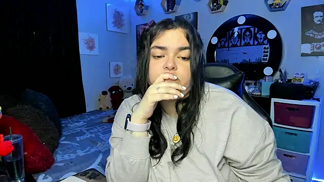 Luise Meyrink online show from December 5, 3:50 am