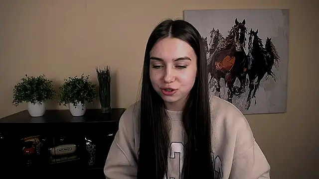 Lili magic online show from November 15, 1:45 pm