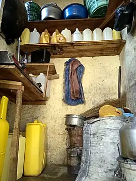 pretty amaal online show from October 17, 7:22 am