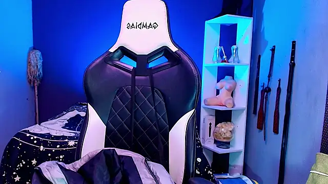 JadaRoberts online show from September 17, 12:14 pm