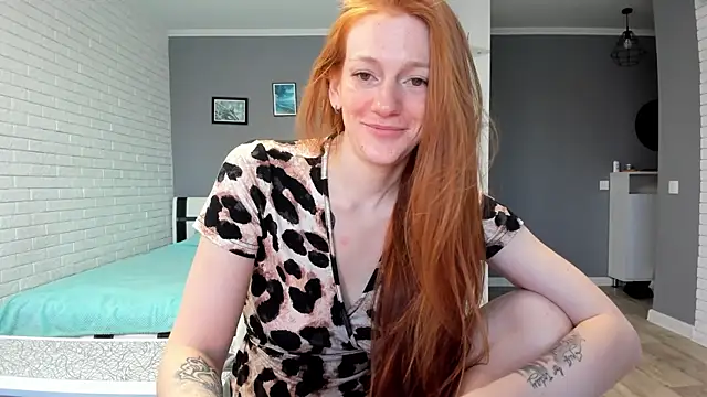 Aliceginger99 online show from February 12, 3:08 am