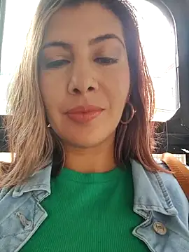 scarlett moore online show from October 8, 2:43 pm