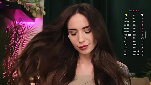 BabyYoda- online show from November 3, 6:56 pm