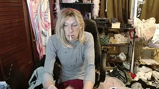 Ombeline1 online show from October 26, 5:08 pm