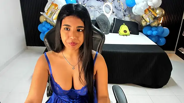 Ivy 16 online show from September 25, 12:04 pm