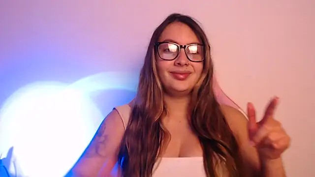 lalawhitte online show from December 16, 10:26 pm