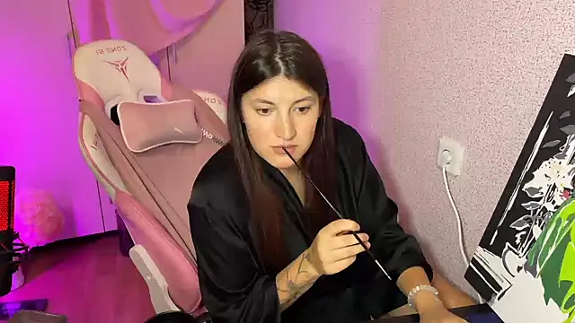 Katrin  kiss online show from November 10, 8:37 pm