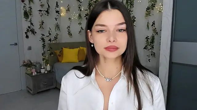 ContinentOfTranquility online show from November 6, 1:22 am