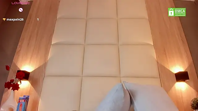 bella1207 online show from February 3, 7:40 pm