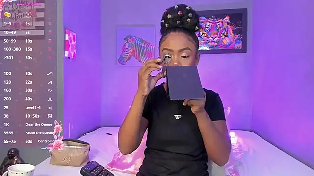 EmmaSmith06 online show from October 16, 5:26 pm