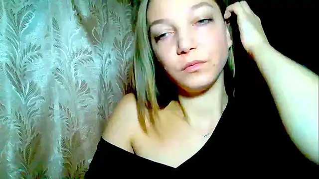 EmillyPlay online show from November 27, 6:49 am