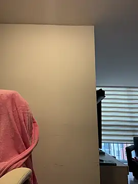 pamell col online show from February 1, 3:00 pm