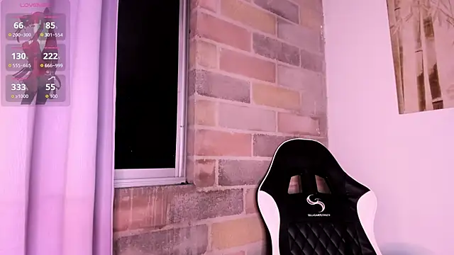 Im Scarlet online show from October 22, 11:10 pm