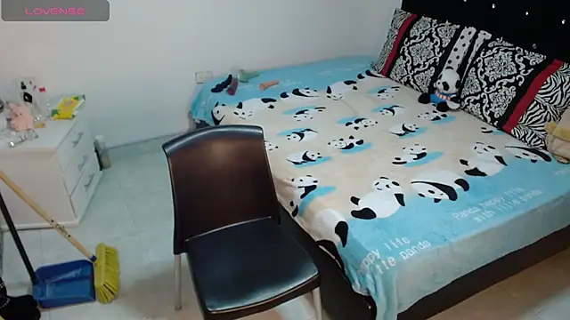 soniafuckboobs online show from February 23, 12:26 pm