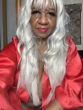 BreanaDivine online show from December 19, 12:19 pm