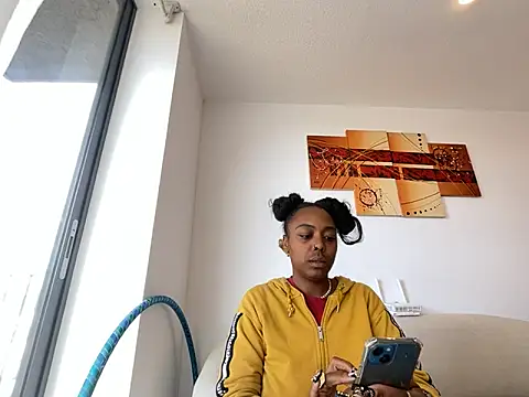 ChocolateCakeQueen online show from December 22, 8:01 pm