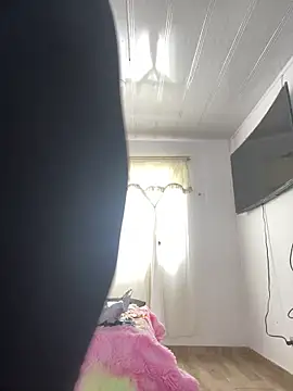 hannahb-e online show from February 20, 7:37 pm