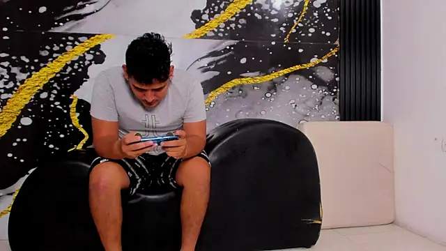 sweethot    online show from September 8, 2:16 pm