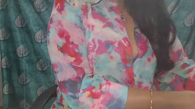 Sophia your online show from November 8, 4:17 am